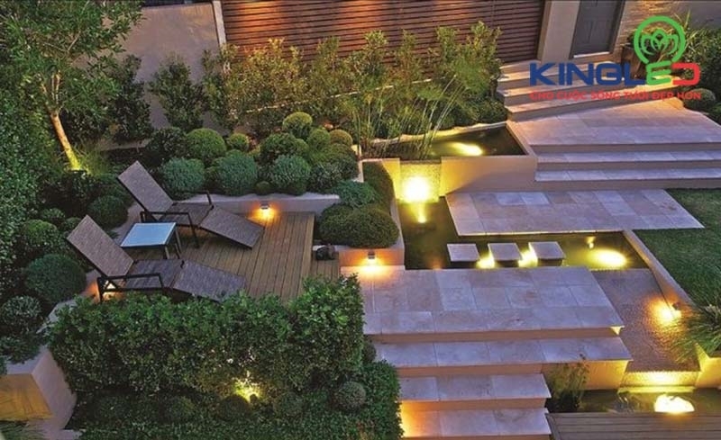 Đèn pha led ngoại cảnh, sân vườn yêu cầu IP65 trở lên